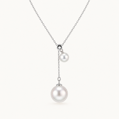 Round Starlight Japanese Akoya pearl pendant, silver-white pearls