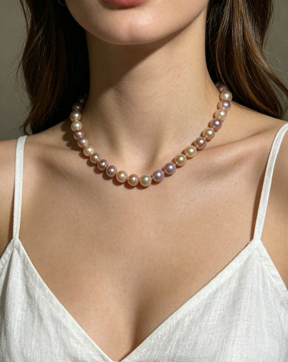 Model wearing VARI Aurora multicolor freshwater pearl necklace