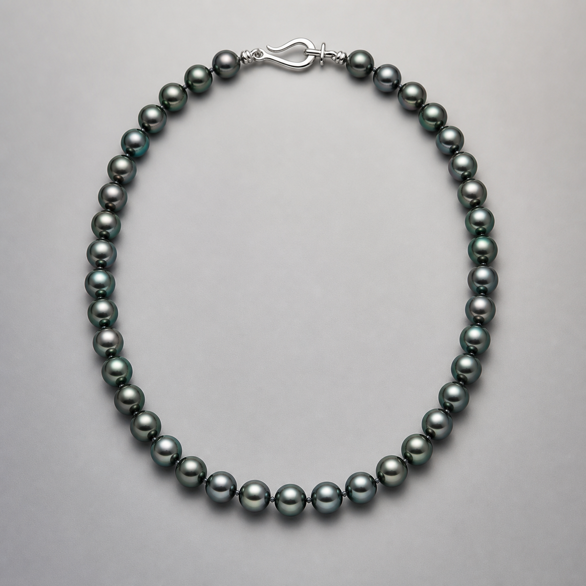 VARI Luna 11-12mm Tahitian South Sea pearl necklace product view