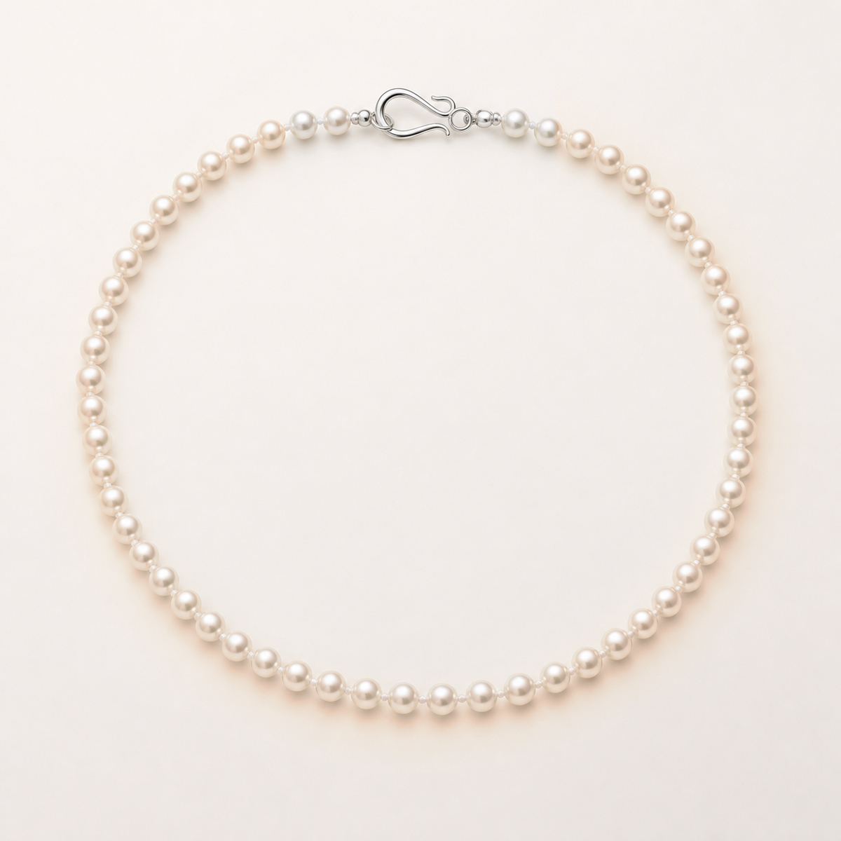 VARI Luna 5-6mm Freshwater pearl necklace in Peach, complete strand with clasp
