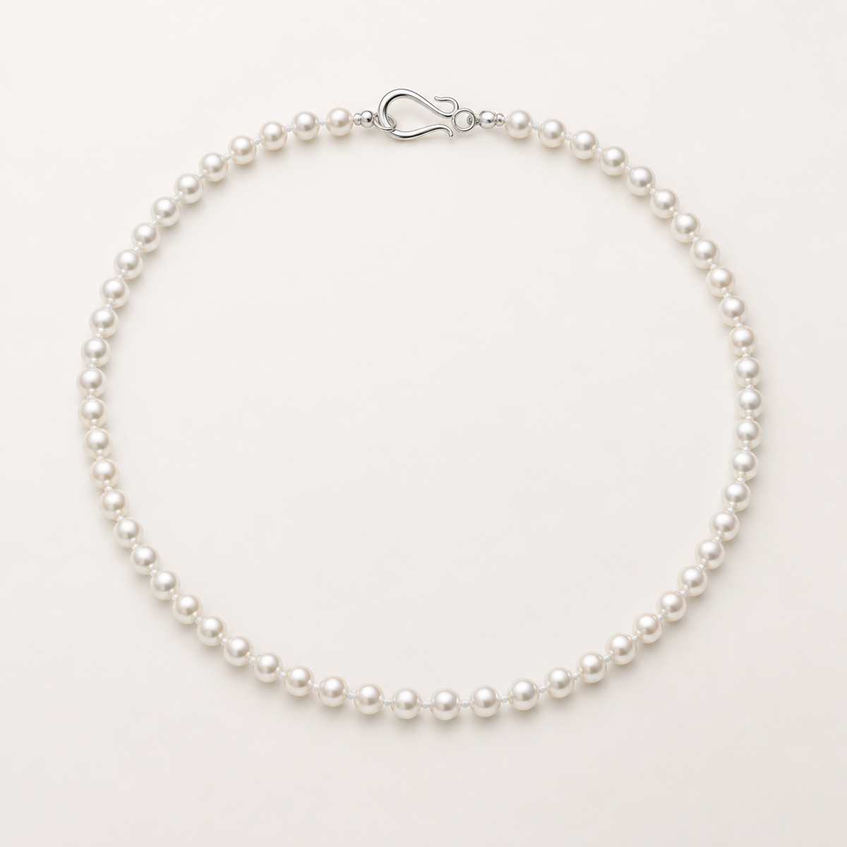 VARI Luna 5-6mm Freshwater pearl necklace in White, complete strand with clasp