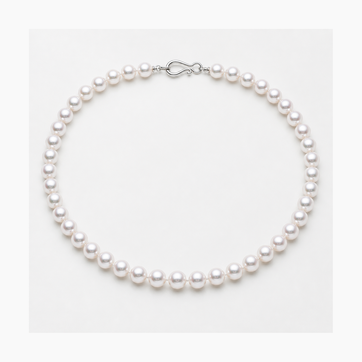 VARI Luna 6-7mm freshwater pearl necklace in White, complete 18-inch strand with clasp
