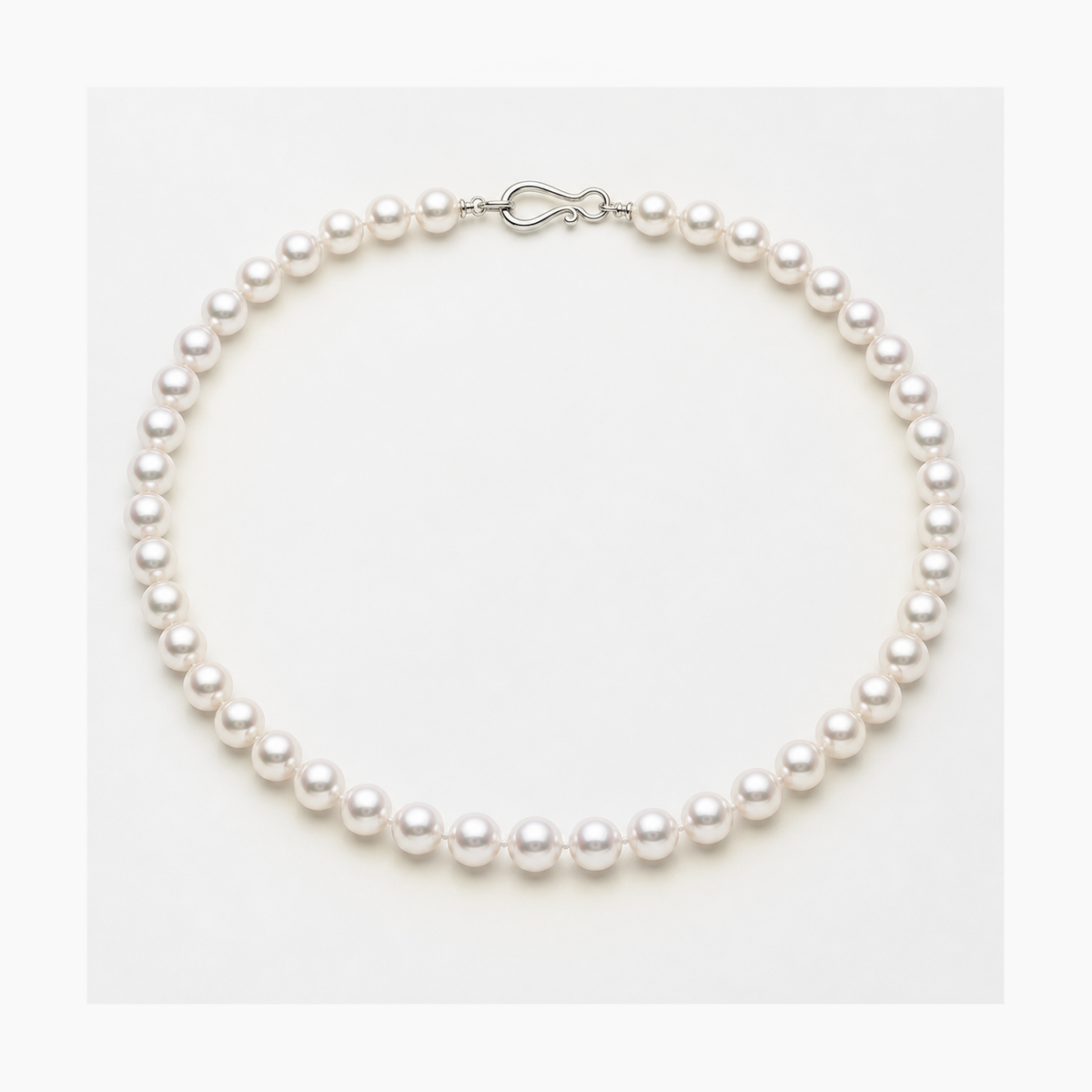 VARI Luna 6-7mm akoya pearl necklace in Ivory, complete 18-inch strand with clasp