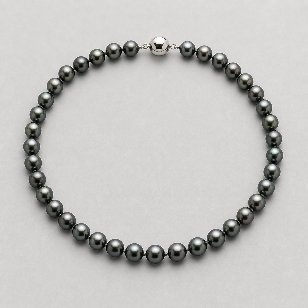 VARI Luna 8-9mm Tahitian South Sea pearl necklace with visible clasp