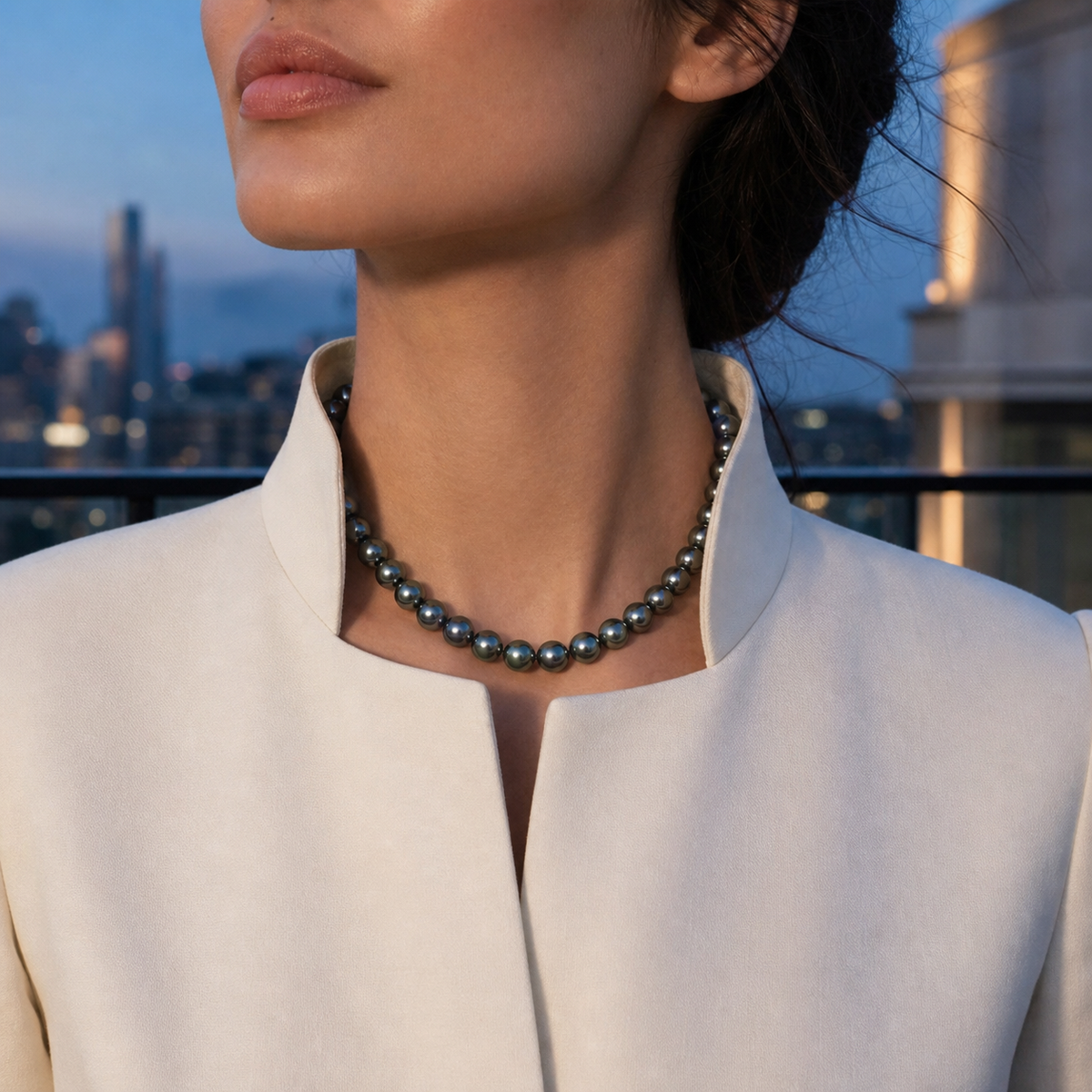 VARI Luna 8-9mm Tahitian South Sea Pearl Necklace wearing scene