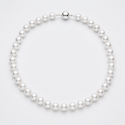 VARI Luna 9-10mm Australian White South Sea pearl necklace with visible clasp