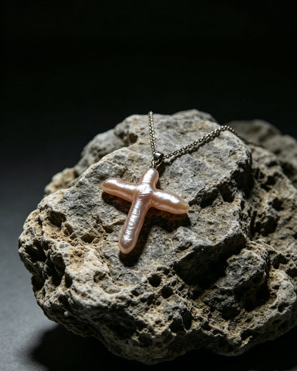 VARI Lucky Charm supplemental image from faith-20-25mm-pink-biwa-pearl-cross-pendant 1