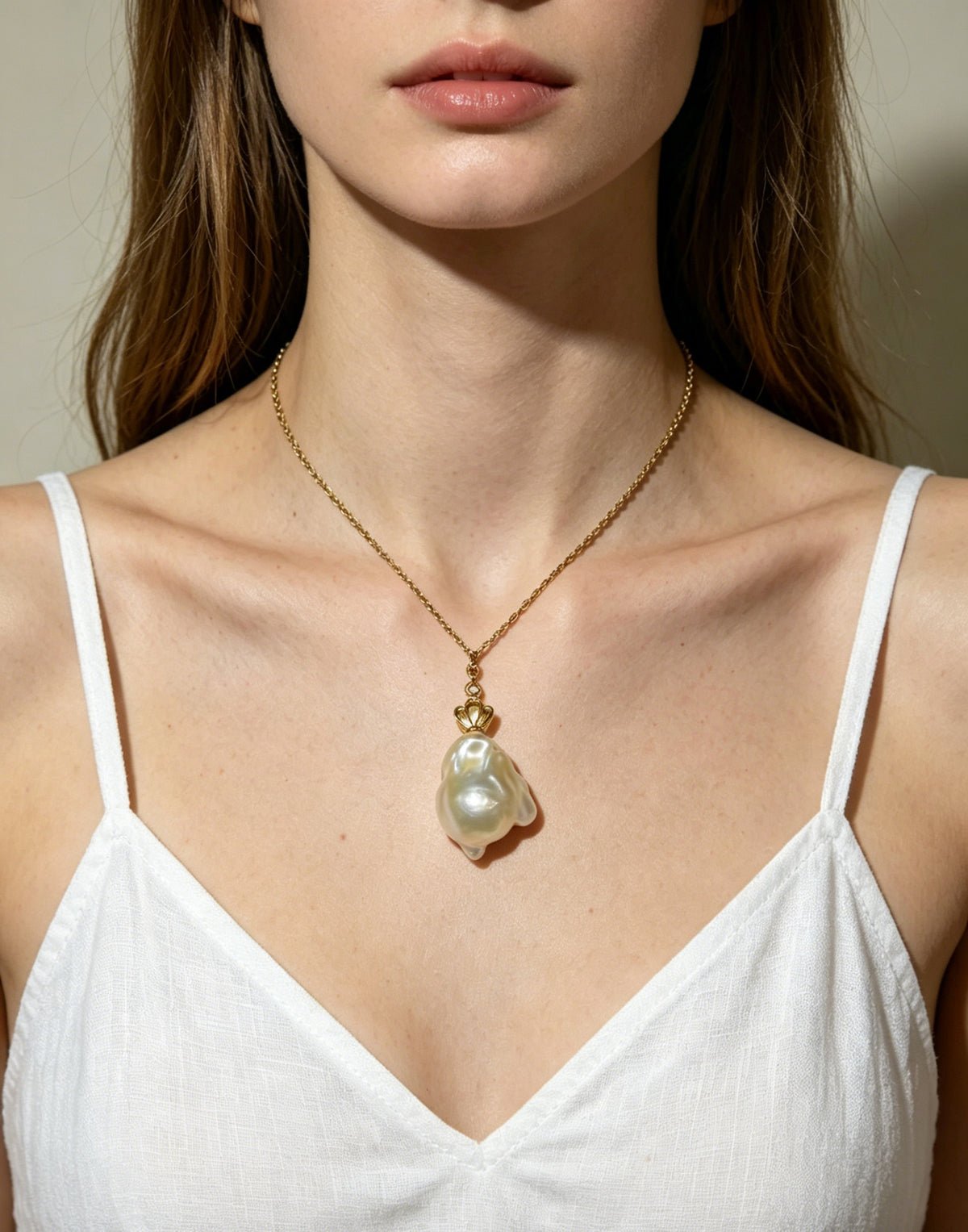 Fleur white baroque pearl crown pendant detail