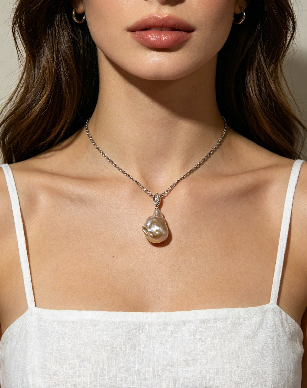 VARI Baroque supplemental image from rosalie-20-25mm-rose-baroque-freshwater-pearl-pendant 2