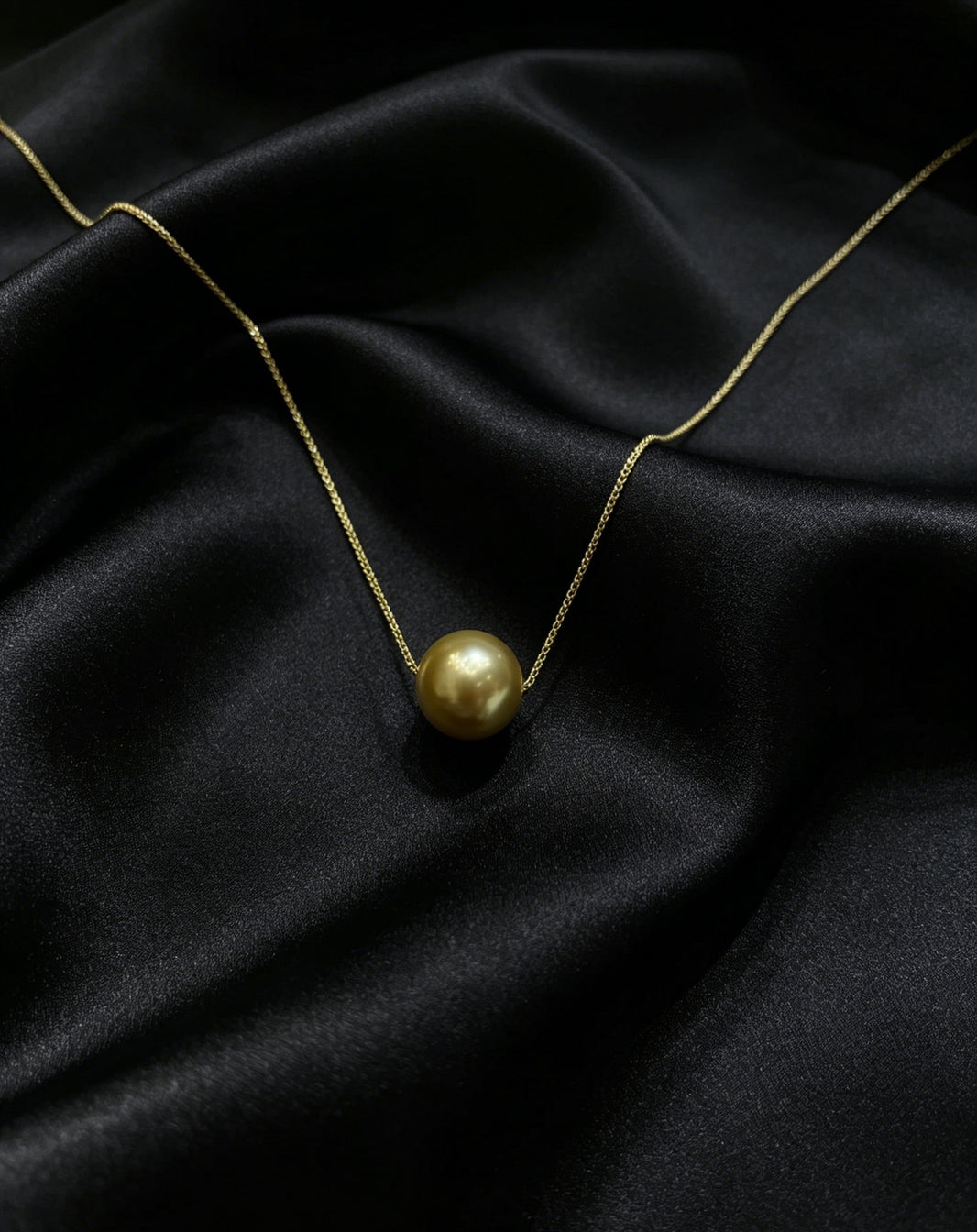 Soleil golden pearl slider pendant