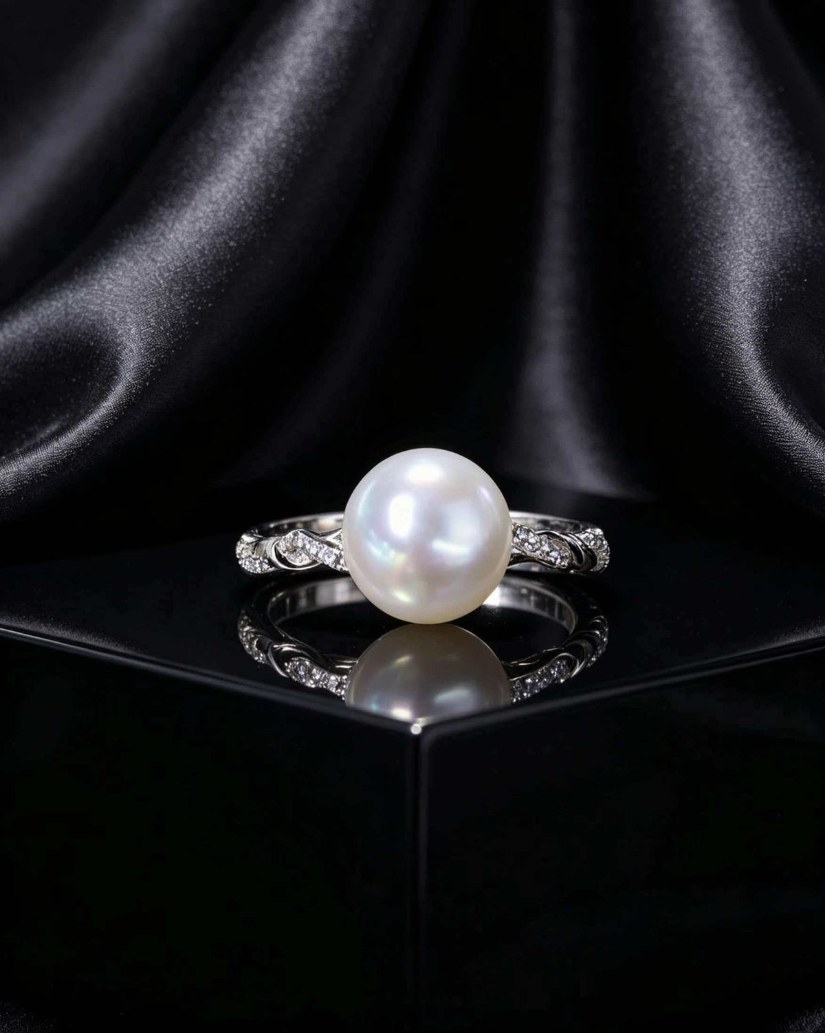 Celeste white freshwater pearl twisted accent ring