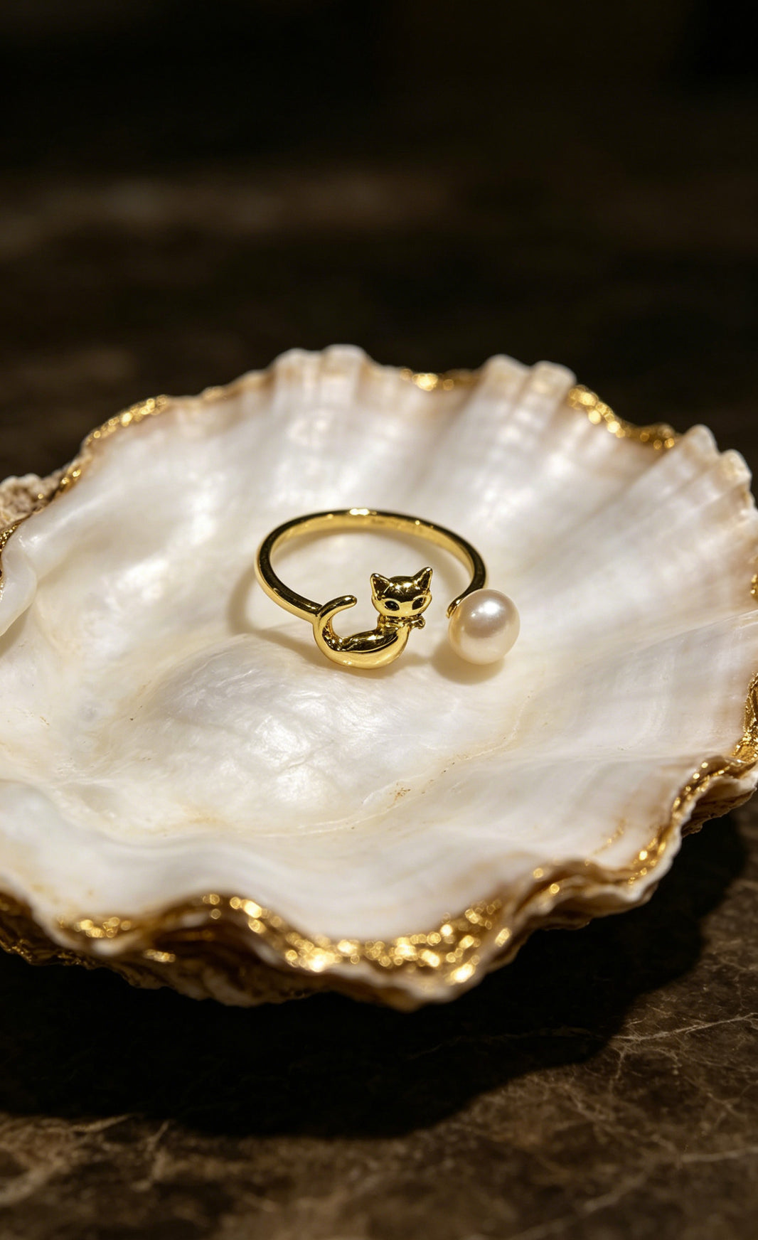 Feline white freshwater pearl cat open ring