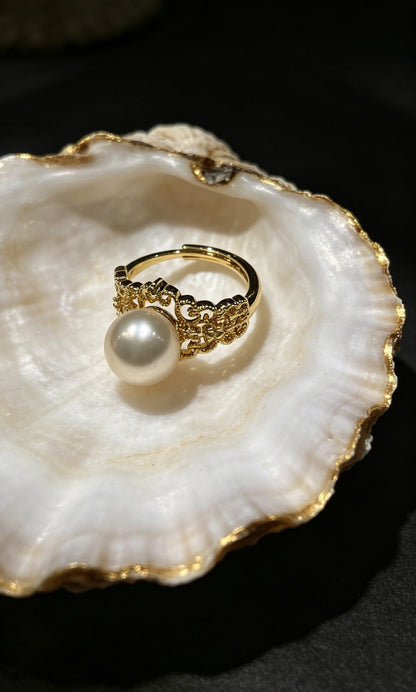 Regalia white freshwater pearl filigree ring