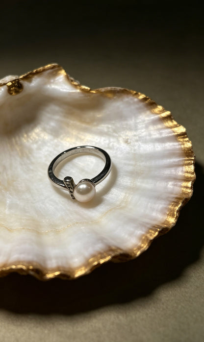 Minuet white freshwater pearl loop ring