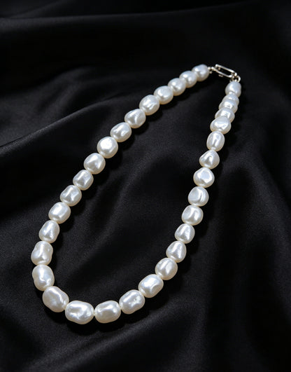 Thalia baroque pearl toggle necklace