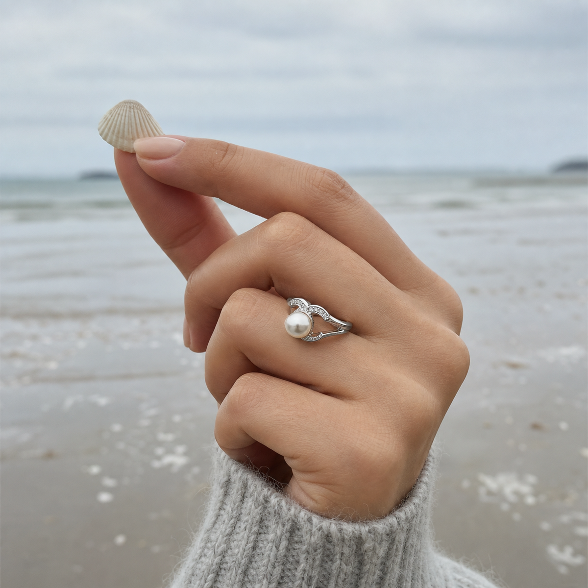 VARI Tidal Australian White South Sea Pearl Wave Accent Ring styled lifestyle wearing view